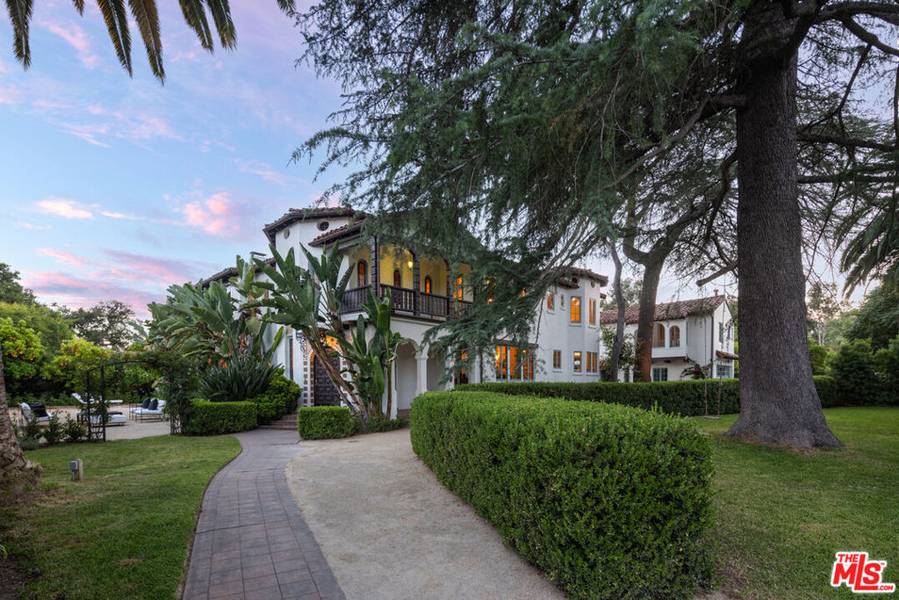205 S Lomita AVE, Ojai, CA 93023