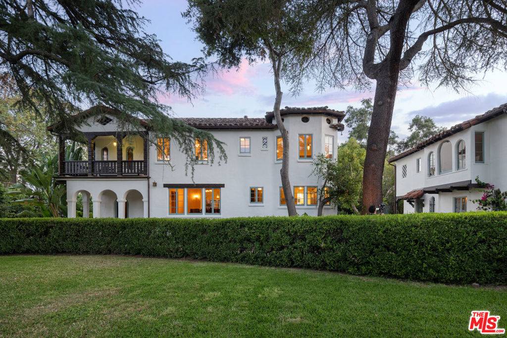 Ojai, CA 93023,205 S Lomita AVE