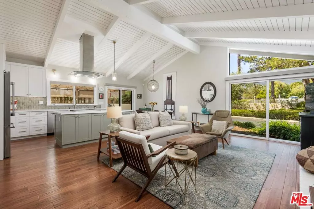 Santa Barbara, CA 93110,533 N La Cumbre RD