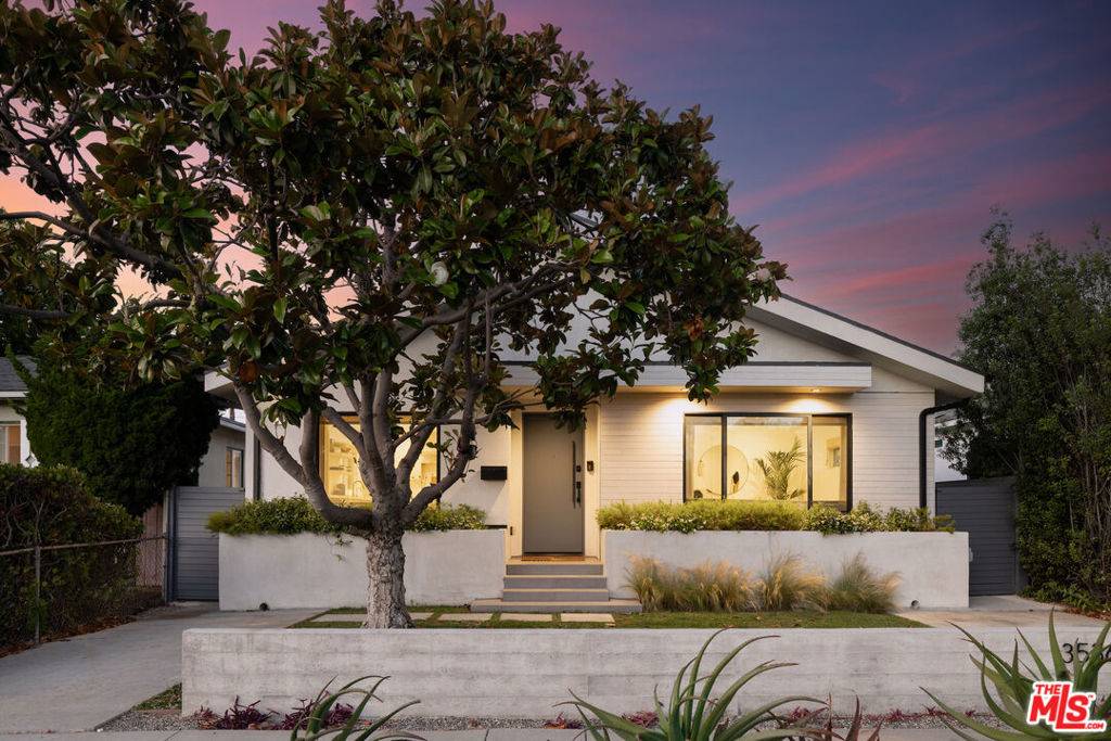 3536 Maplewood AVE, Los Angeles, CA 90066