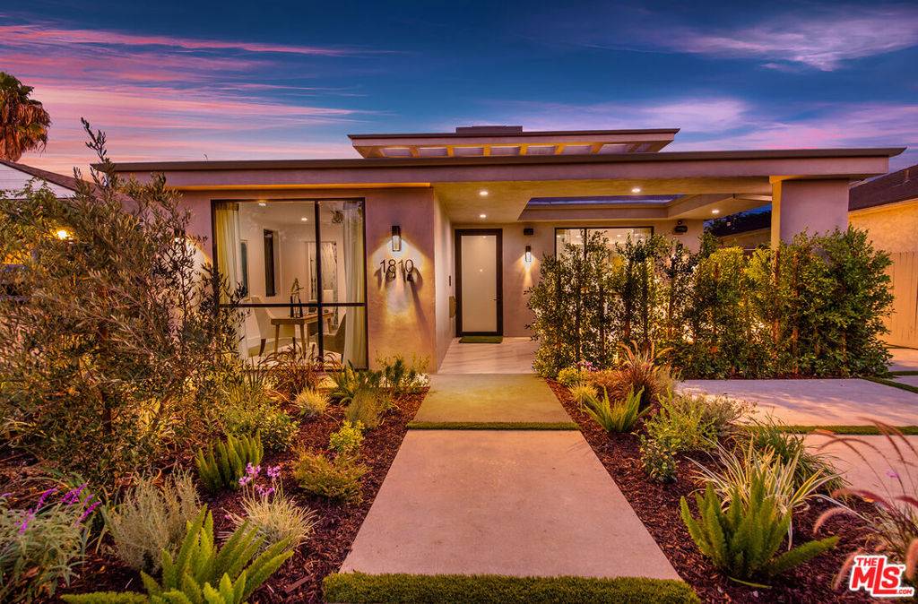 1810 S Sherbourne DR, Los Angeles, CA 90035