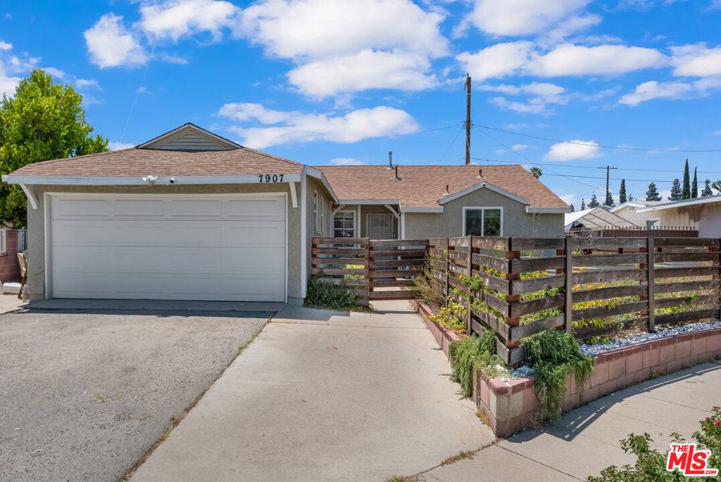 7907 Klump AVE, Sun Valley, CA 91352