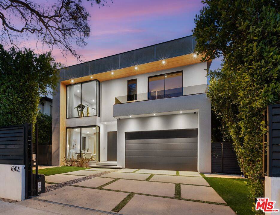 842 N Orange Grove AVE, Los Angeles, CA 90046