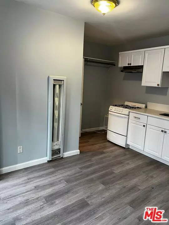 Studio City, CA 91604,11472 VENTURA #2