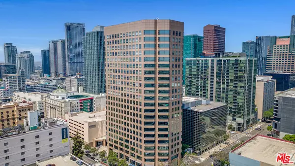 Los Angeles, CA 90017,801 S Grand AVE #2202