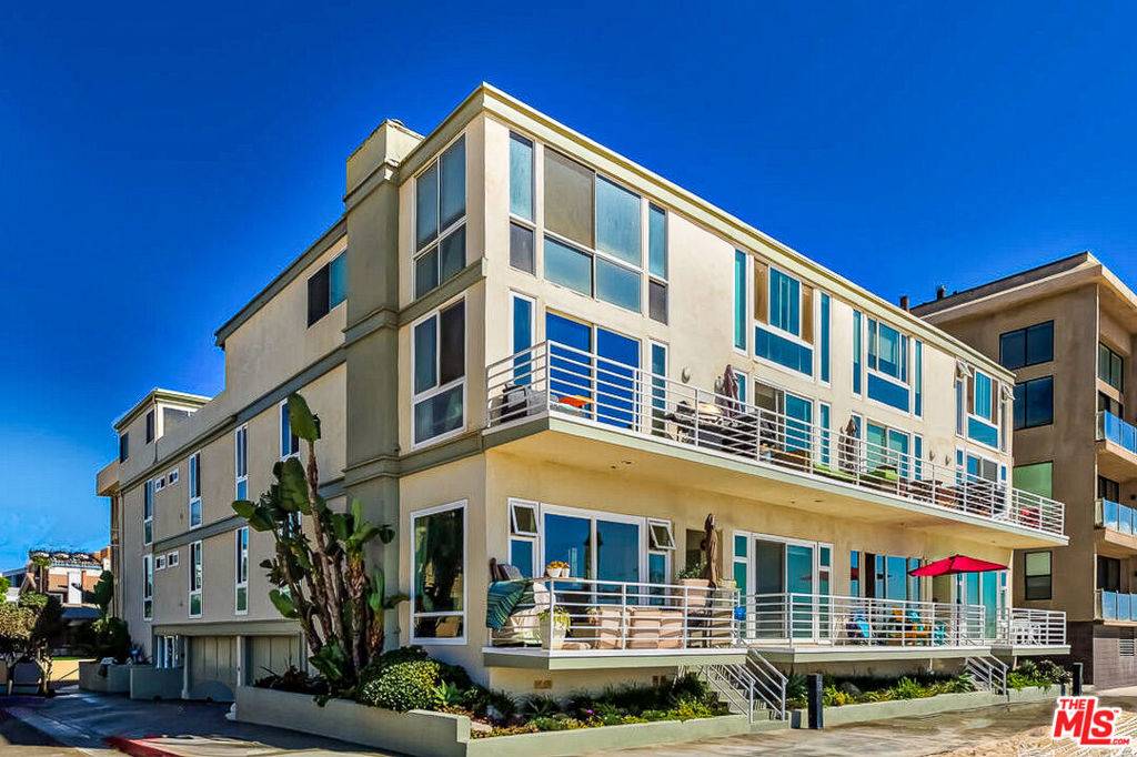 Marina Del Rey, CA 90292,4403 Ocean Front WALK #104