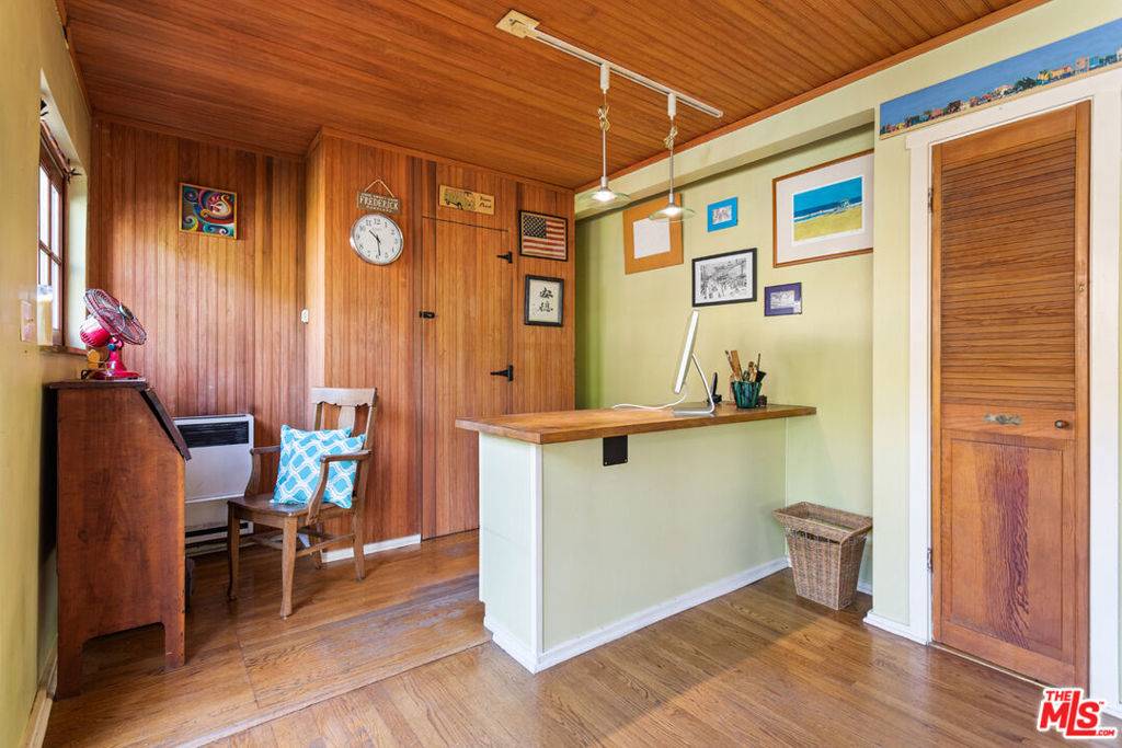 Venice, CA 90291,24 Westminster AVE #1