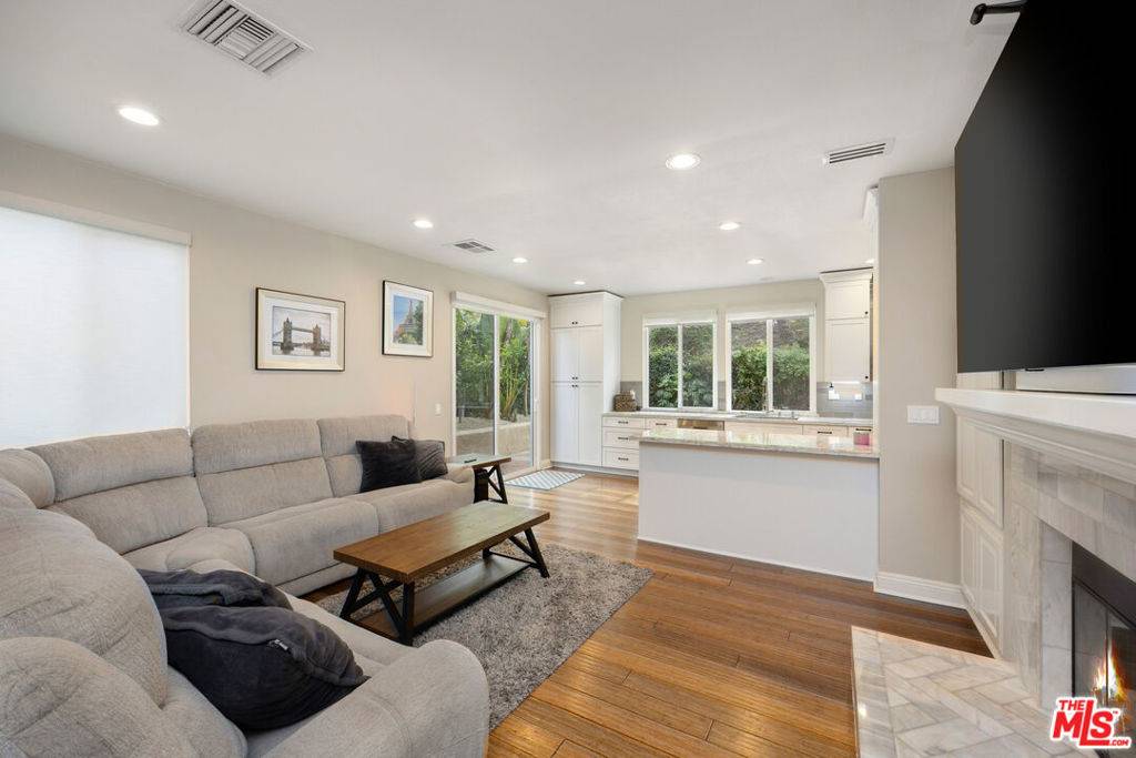 Oak Park, CA 91377,5136 Pesto WAY
