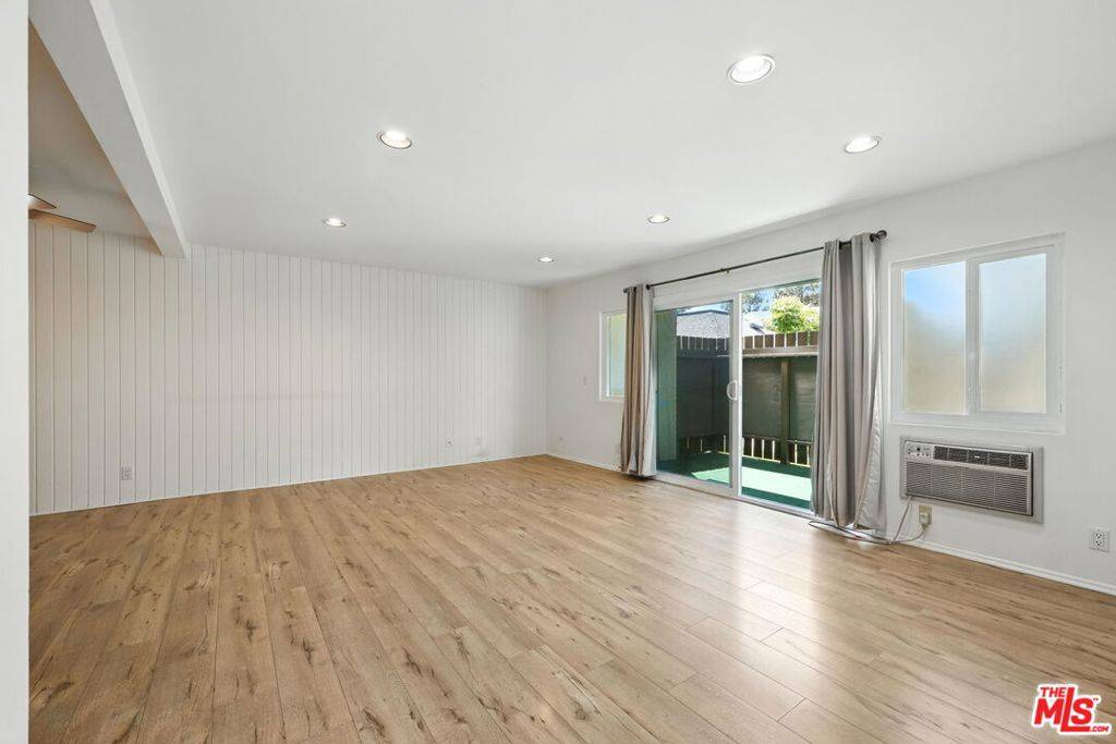 Culver City, CA 90230,4810 Hollow Corner RD #143