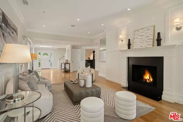 Santa Monica, CA 90402,415 Palisades AVE