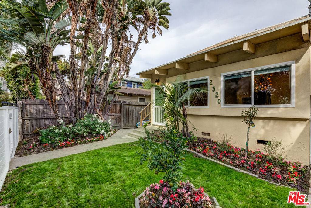 2322 Ocean AVE, Venice, CA 90291