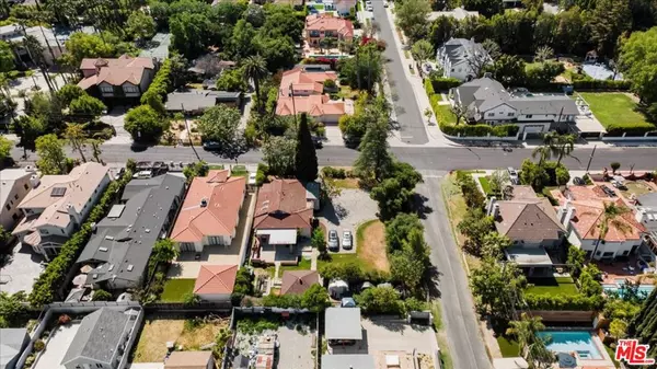 Tarzana, CA 91356,5460 Aura AVE