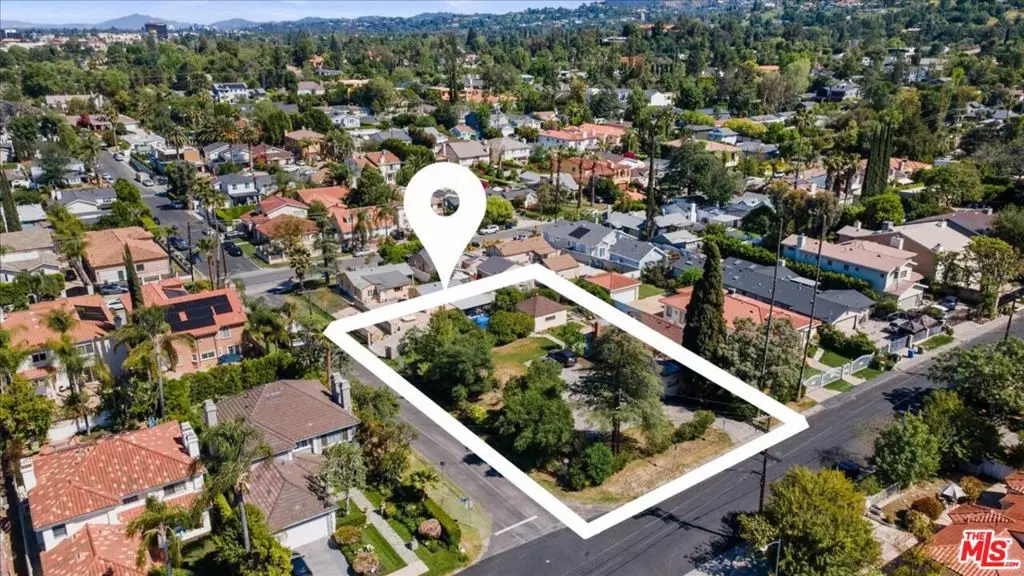 5460 Aura AVE, Tarzana, CA 91356