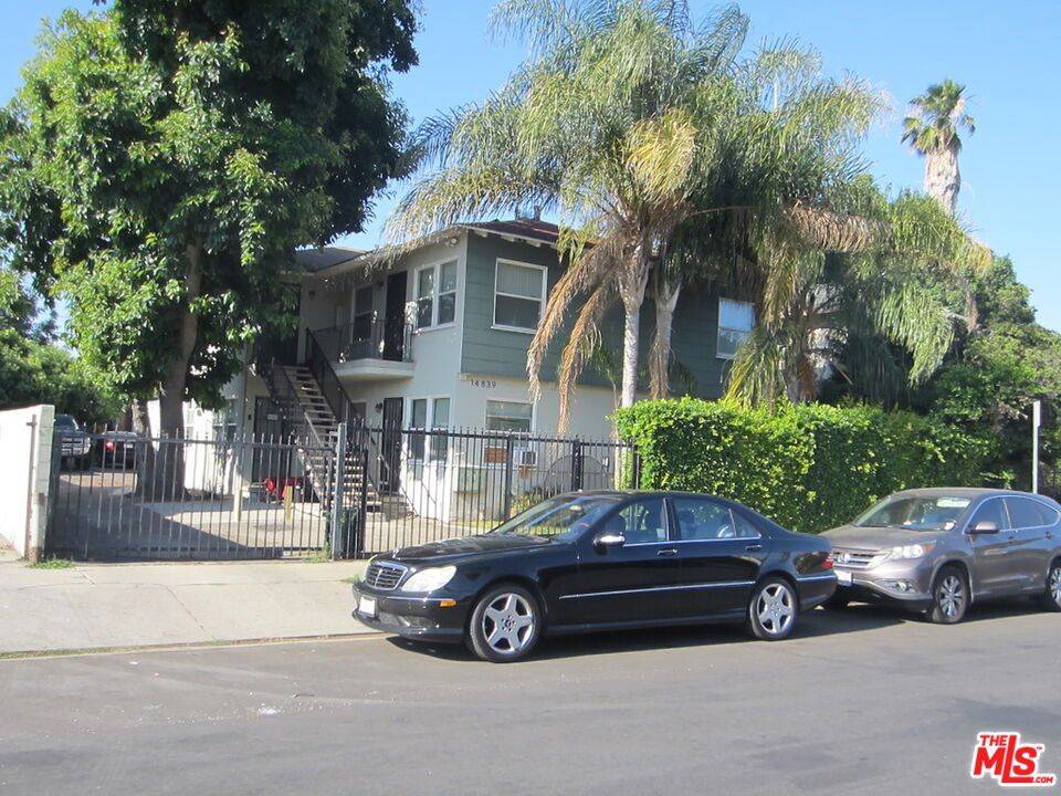 14839 Blythe ST, Panorama City, CA 91402
