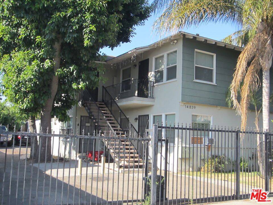Panorama City, CA 91402,14839 Blythe ST