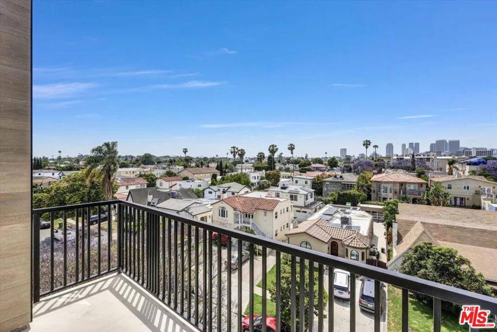 Los Angeles, CA 90035,8867 Alcott ST #404