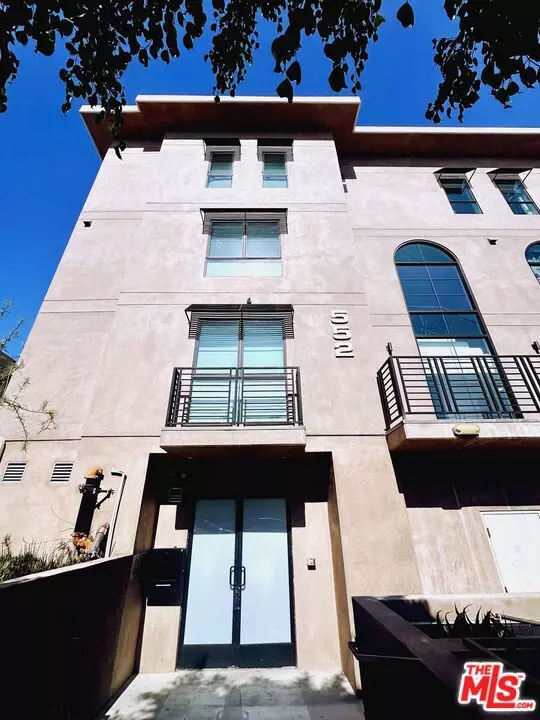 Los Angeles, CA 90004,552 N Hobart BLVD #316
