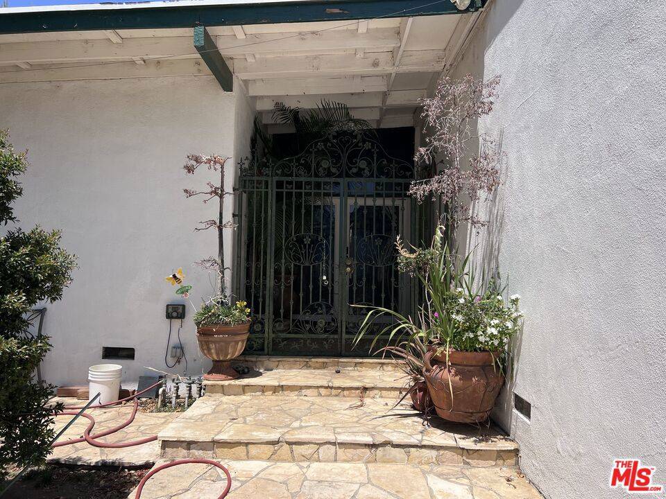 Sylmar, CA 91342,14175 Bergstrom PL