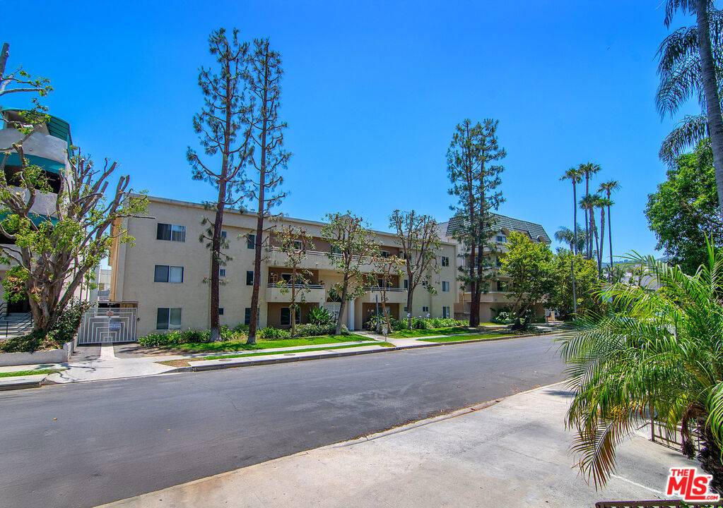 4358 Mammoth AVE #26, Sherman Oaks, CA 91423