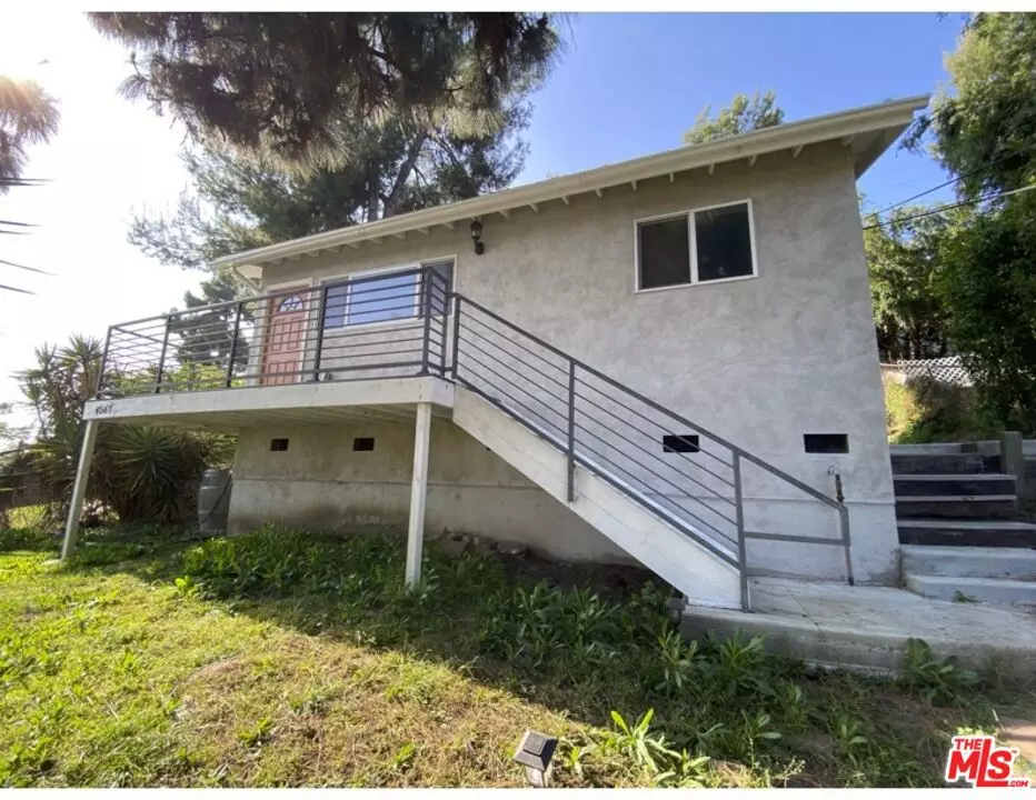 Los Angeles, CA 90032,4567 Yellowstone ST