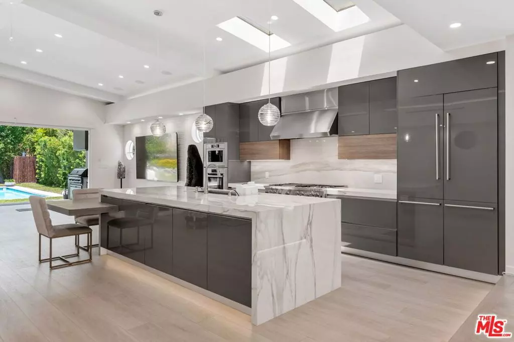 Studio City, CA 91604,12763 Kling ST