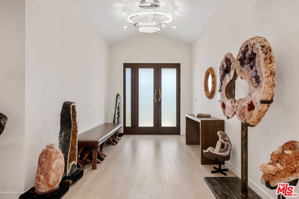 Studio City, CA 91604,12763 Kling ST