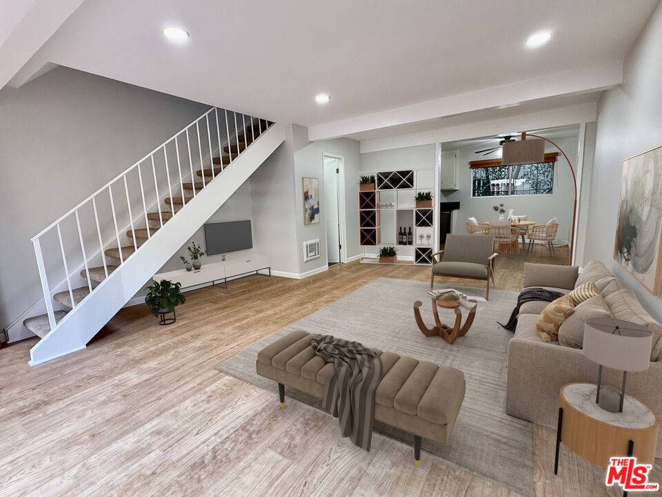 882 Victor AVE #13, Inglewood, CA 90302