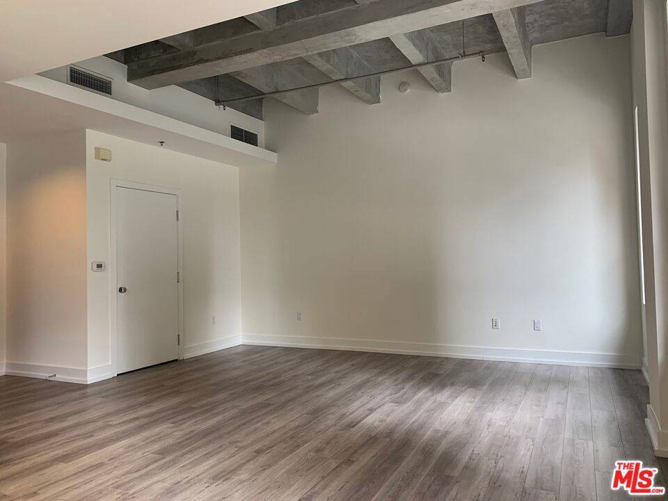 Los Angeles, CA 90017,727 W 7th ST #509