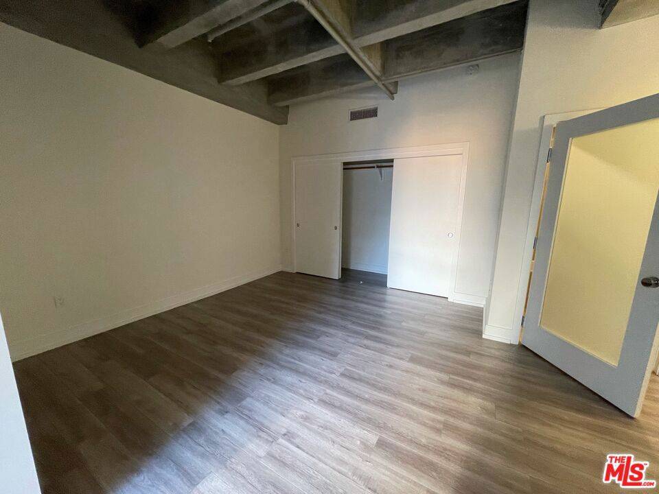 Los Angeles, CA 90017,727 W 7th ST #1011