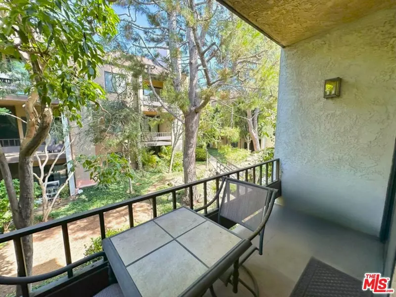 8675 Falmouth AVE #215, Playa Del Rey, CA 90293