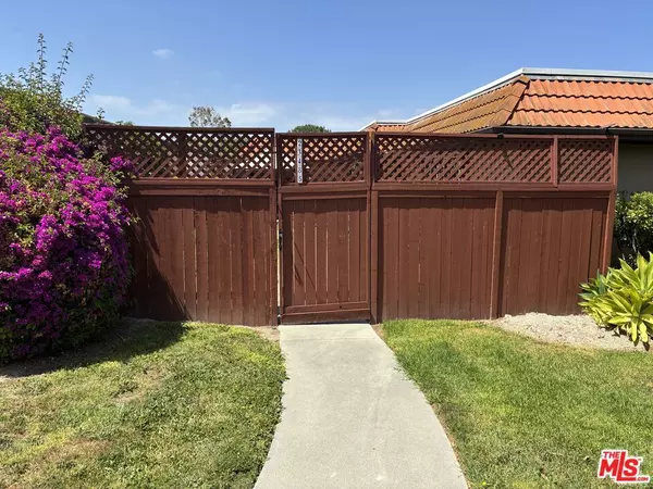 Aliso Viejo, CA 92656,23485 Via Jacinto