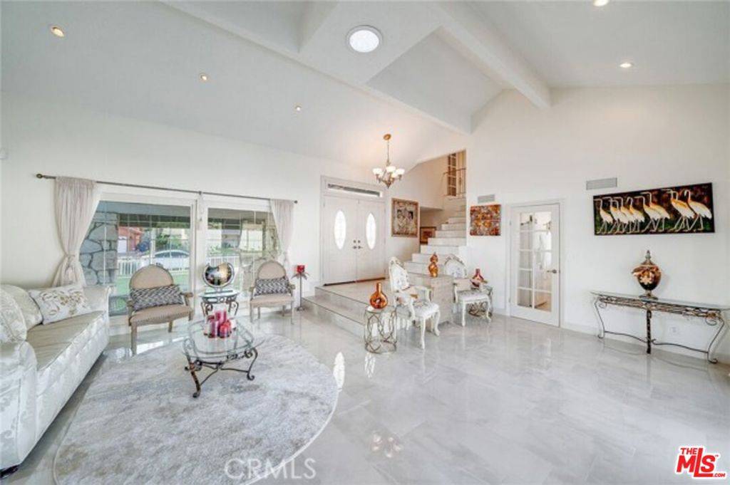 Canyon Country, CA 91387,15616 Rosehaven LN
