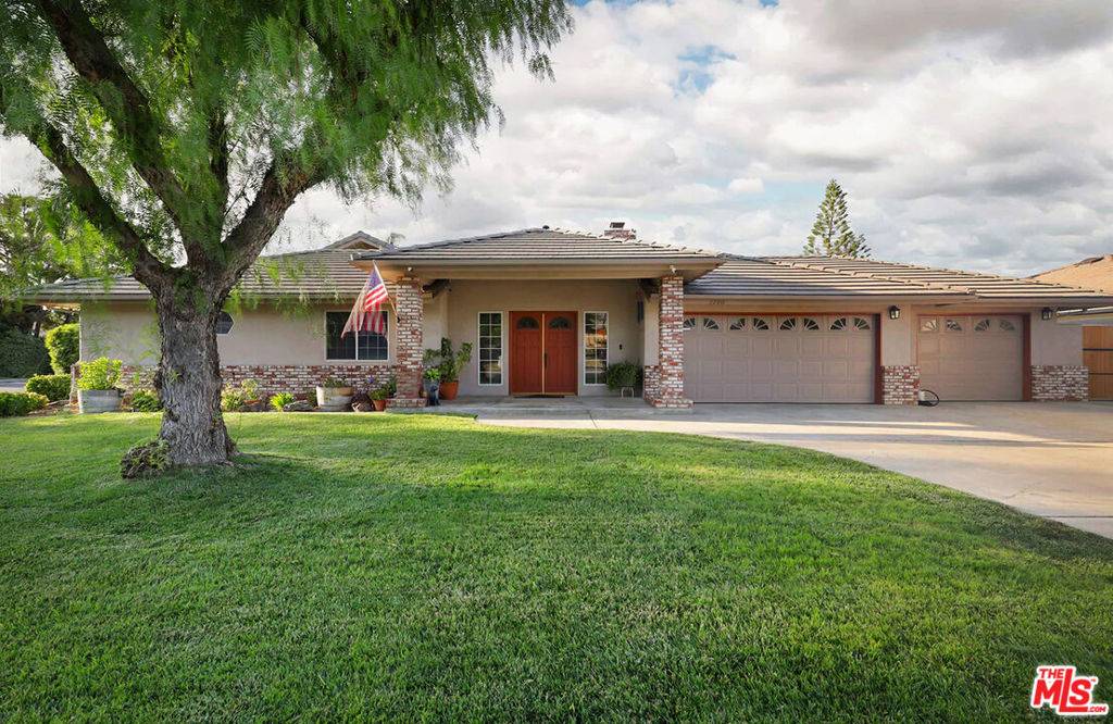 Bakersfield, CA 93306,7200 Clifftop WAY