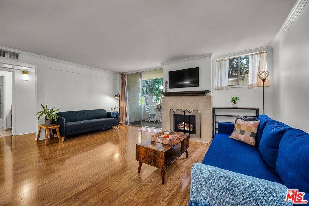 5325 Newcastle AVE #223, Encino, CA 91316