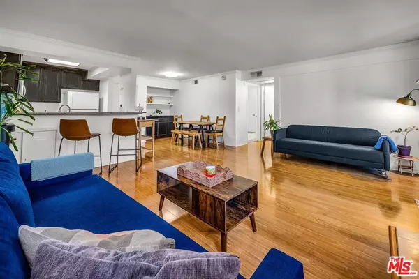 Encino, CA 91316,5325 Newcastle AVE #223