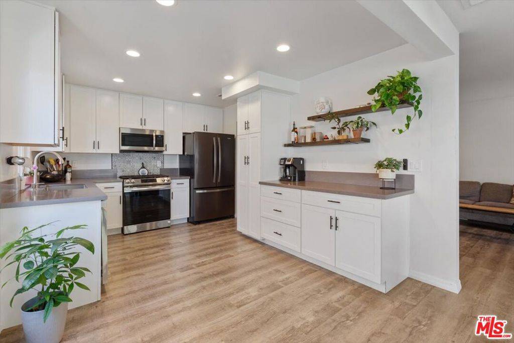 Orange, CA 92868,266 S Foley PL #268