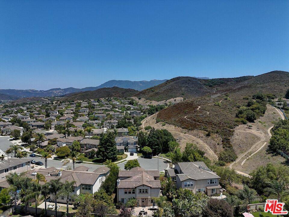 Newbury Park, CA 91320,5081 Via Camino