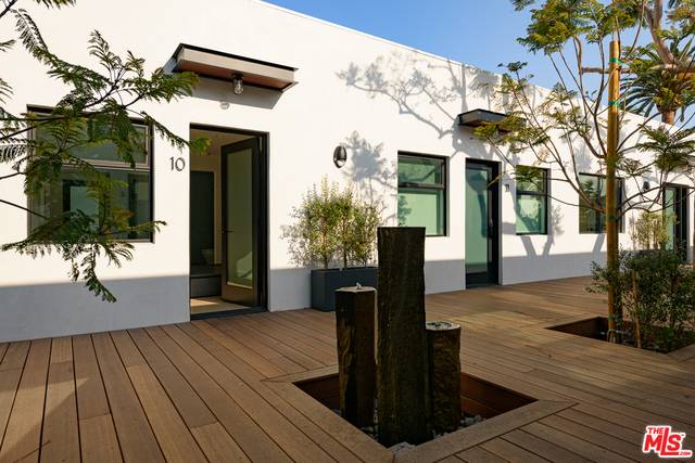 Venice, CA 90291,1325 Cabrillo AVE #5