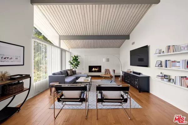 Los Angeles, CA 90049,2318 Cheryl PL