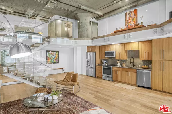 Los Angeles, CA 90021,1855 Industrial ST #112