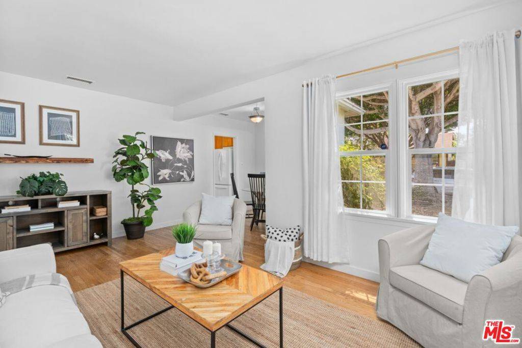 1333 Grant ST, Santa Monica, CA 90405