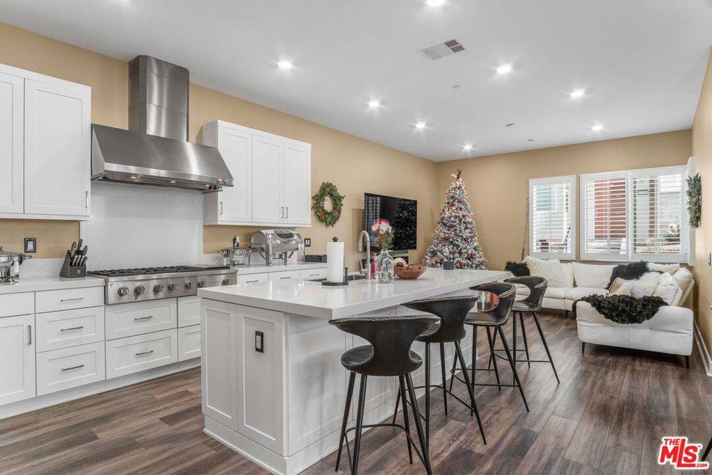 27238 Bush Mallow CT, Valencia, CA 91381