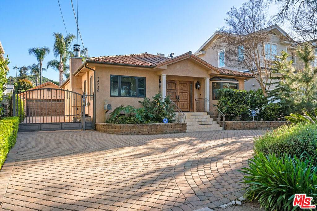 14710 Greenleaf ST, Sherman Oaks, CA 91403