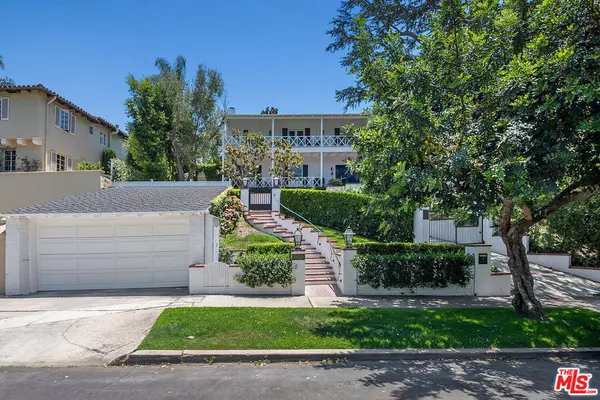 Los Angeles, CA 90024,10428 Wyton DR