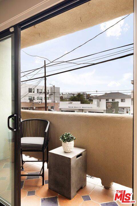 Playa Del Rey, CA 90293,328 Culver BLVD #A