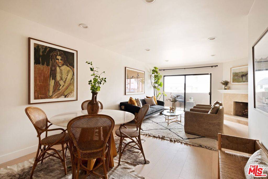Playa Del Rey, CA 90293,328 Culver BLVD #A