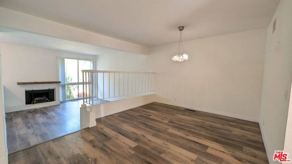 Pacific Palisades, CA 90272,1696 Palisades DR
