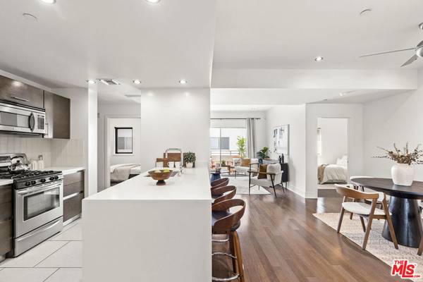1700 Sawtelle BLVD #215, Los Angeles, CA 90025