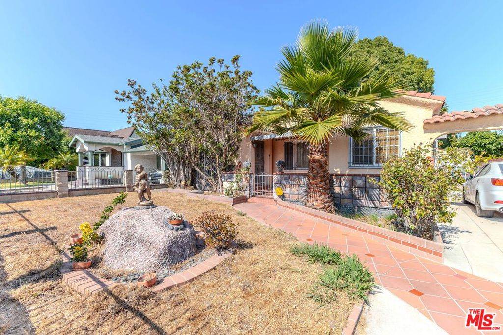 Huntington Park, CA 90255,6926 Cedar ST
