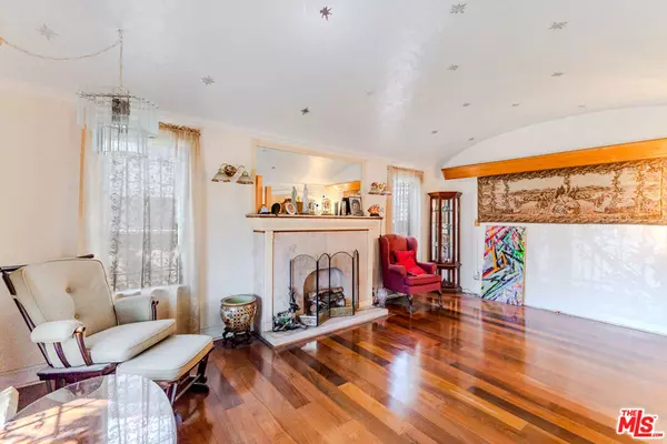 Huntington Park, CA 90255,6926 Cedar ST